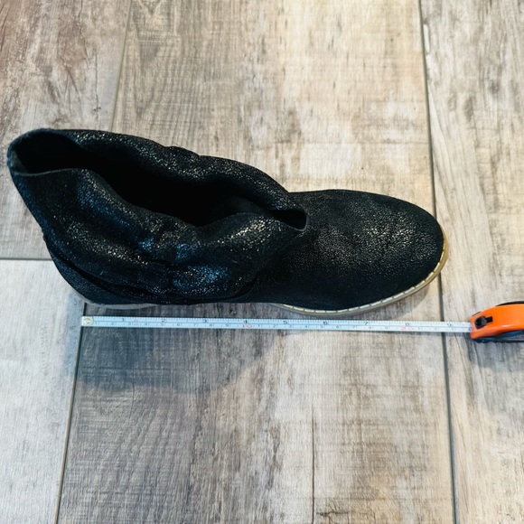 Never worn SweetHoney brand slouchy ankle boots - Picture 7 of 7